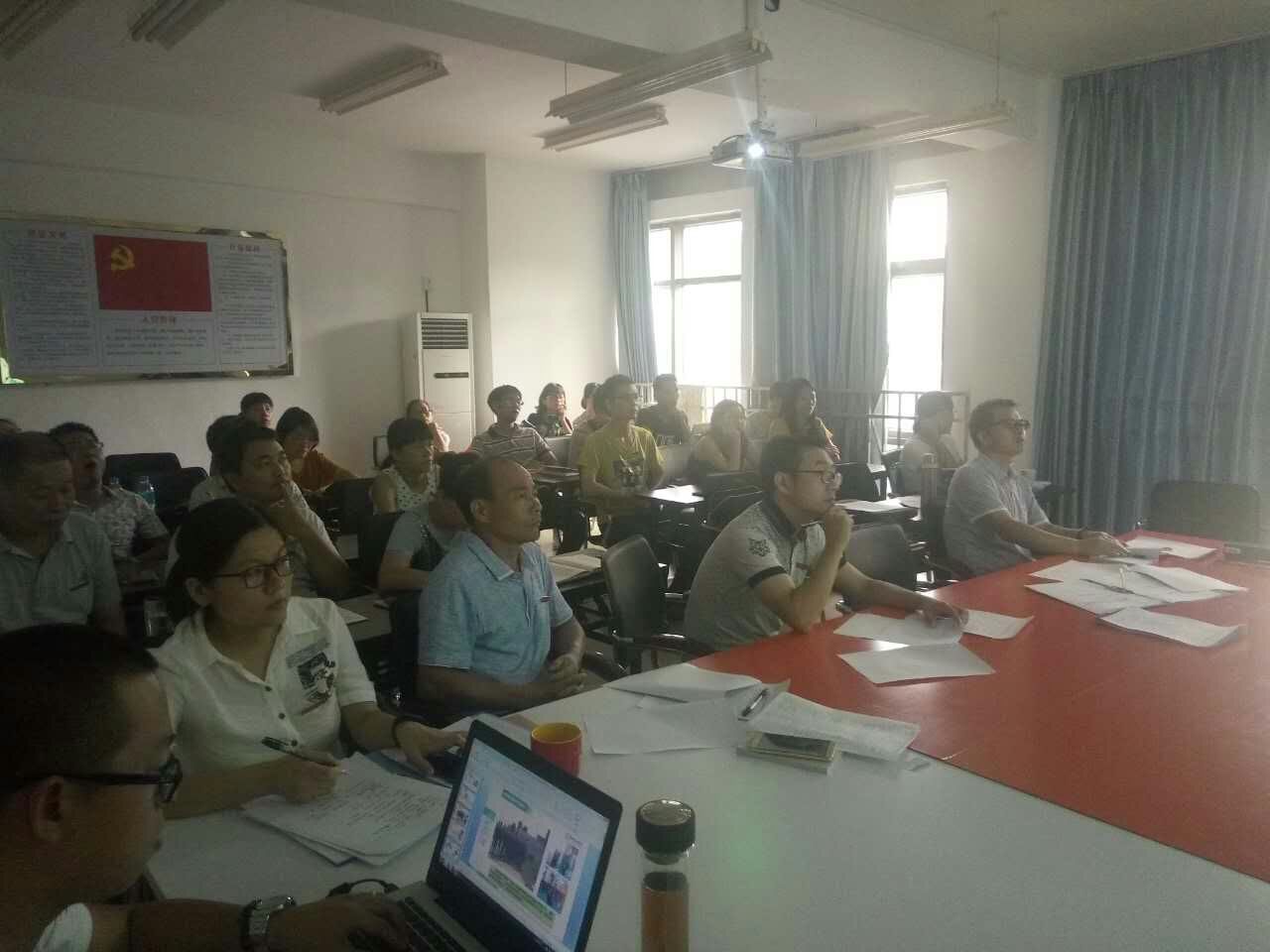 评委 - 万能看图王.jpg