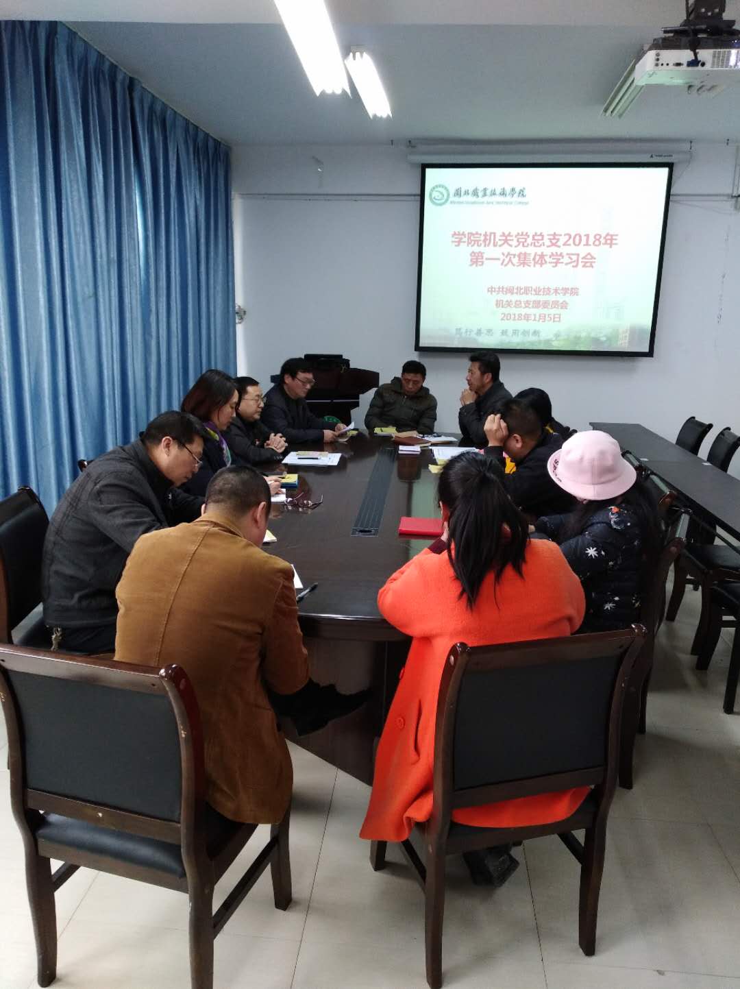 258e1c76a63abed36f3f2b6e3e8405f8.jpg 258e1c76a63abed36f3f2b6e3e8405f8.jpg