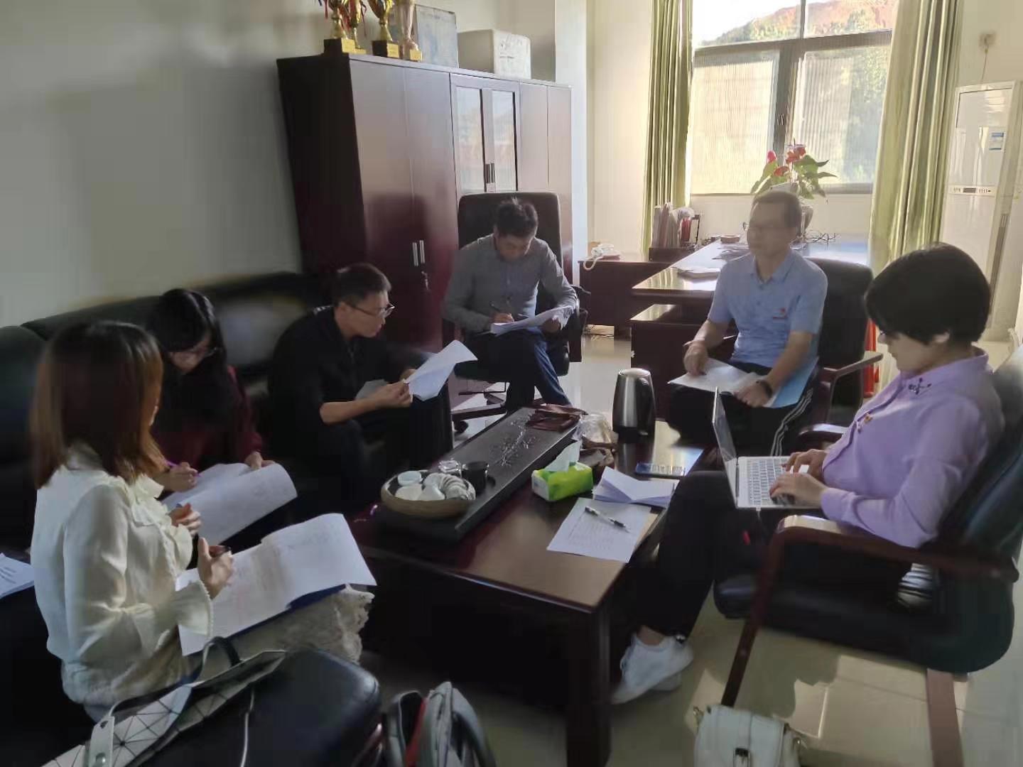 2658d39f85802c9447b547544e69cbb.jpg 2658d39f85802c9447b547544e69cbb.jpg