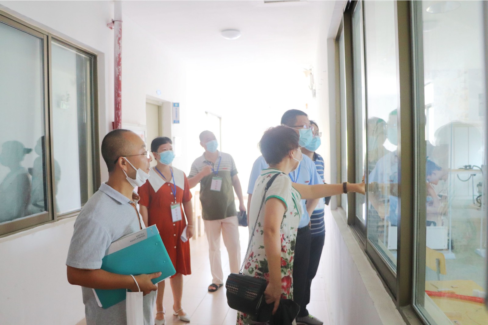 调色_0003_亮度_对比度 1.jpg