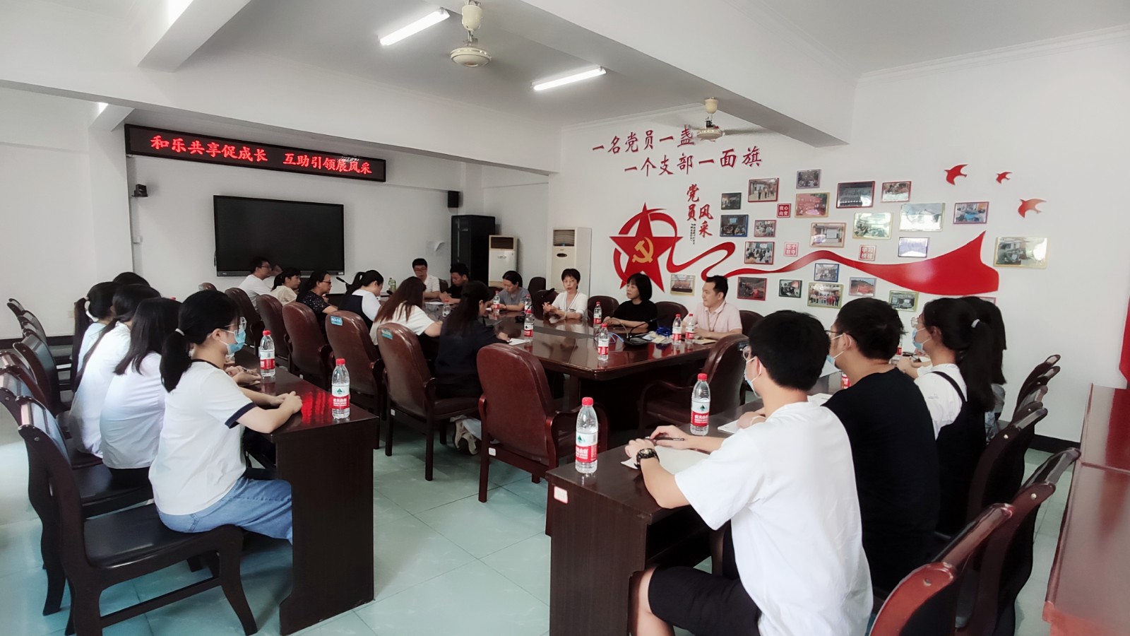 小教实小实习1.jpg 小教实小实习1.jpg