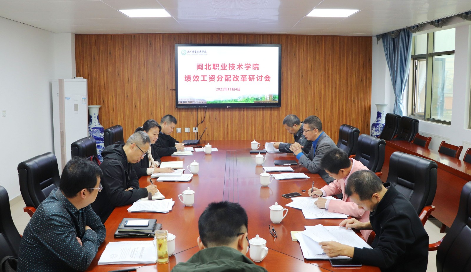 调_0002_色相_饱和度 1.jpg 调_0002_色相_饱和度 1.jpg