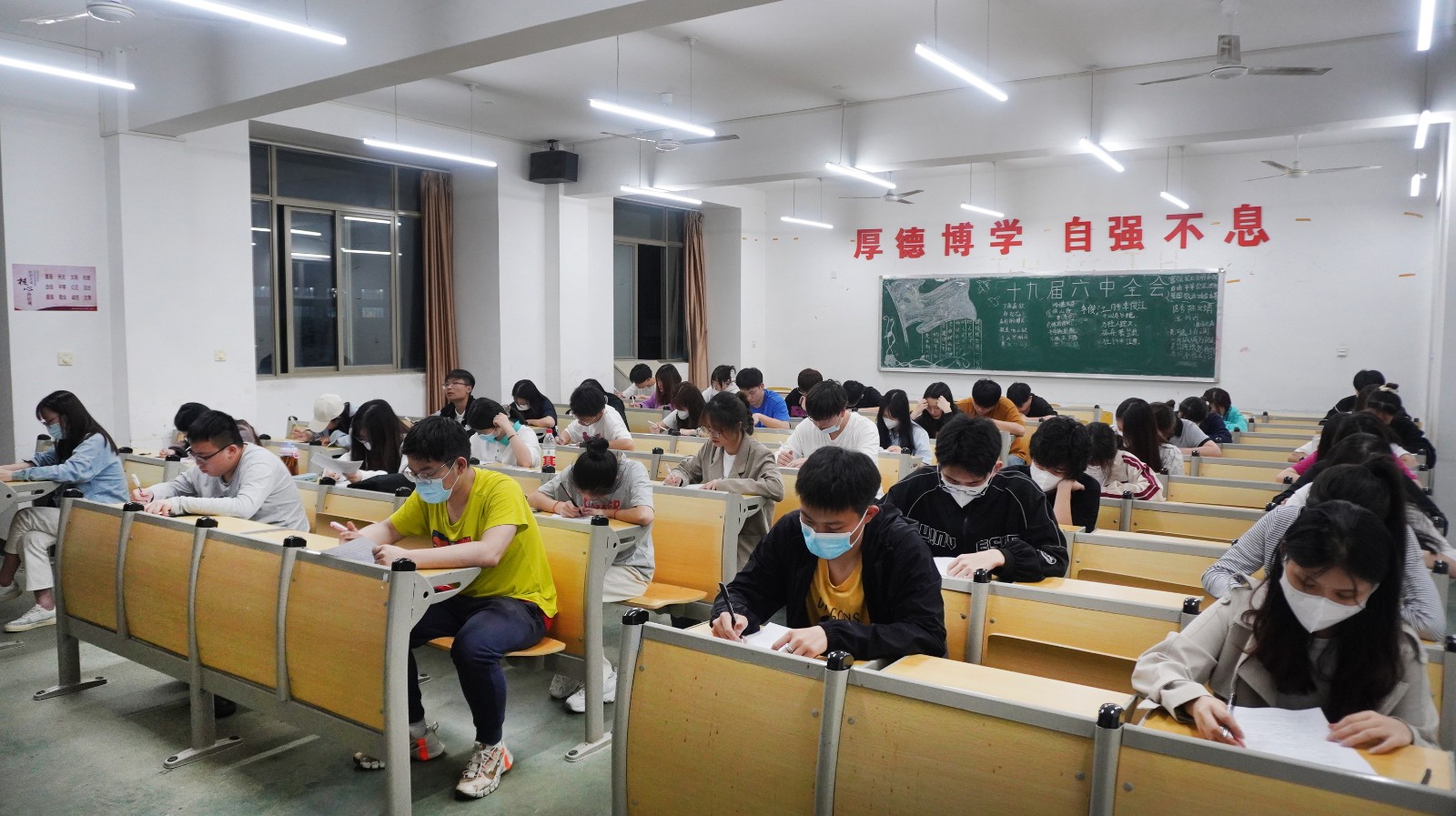 微信图片_20220516184004.jpg 微信图片_20220516184004.jpg