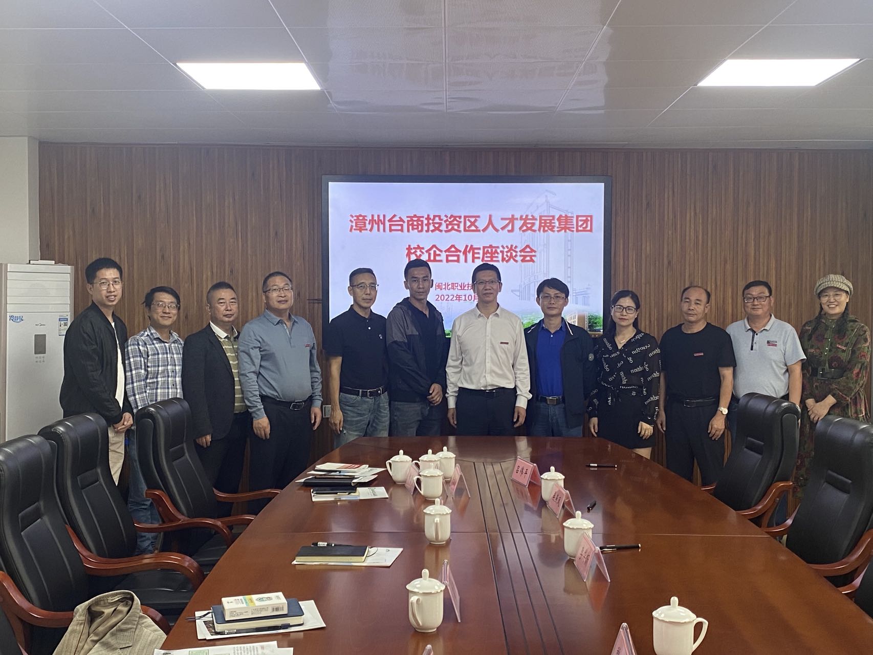 c526d644782c9aed2206fc7765e6eb8.jpg c526d644782c9aed2206fc7765e6eb8.jpg