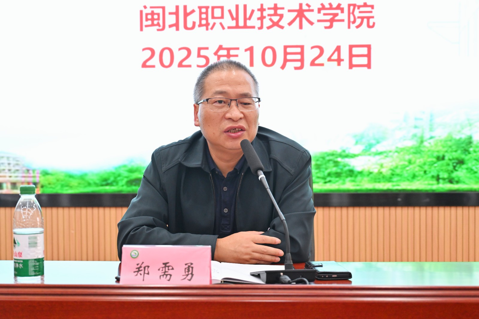 DSC_2249.JPG DSC_2249.JPG