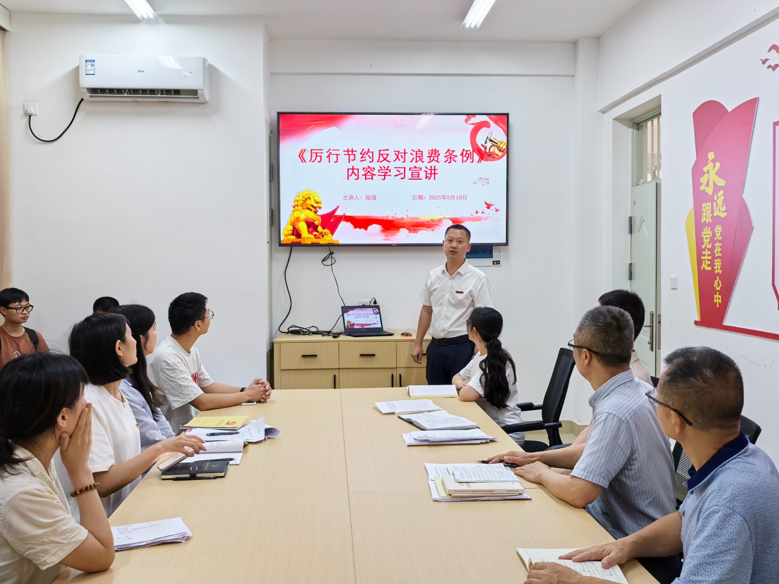 A337FFC8BAB4EFAF7A63049B1AC5743D.jpg A337FFC8BAB4EFAF7A63049B1AC5743D.jpg