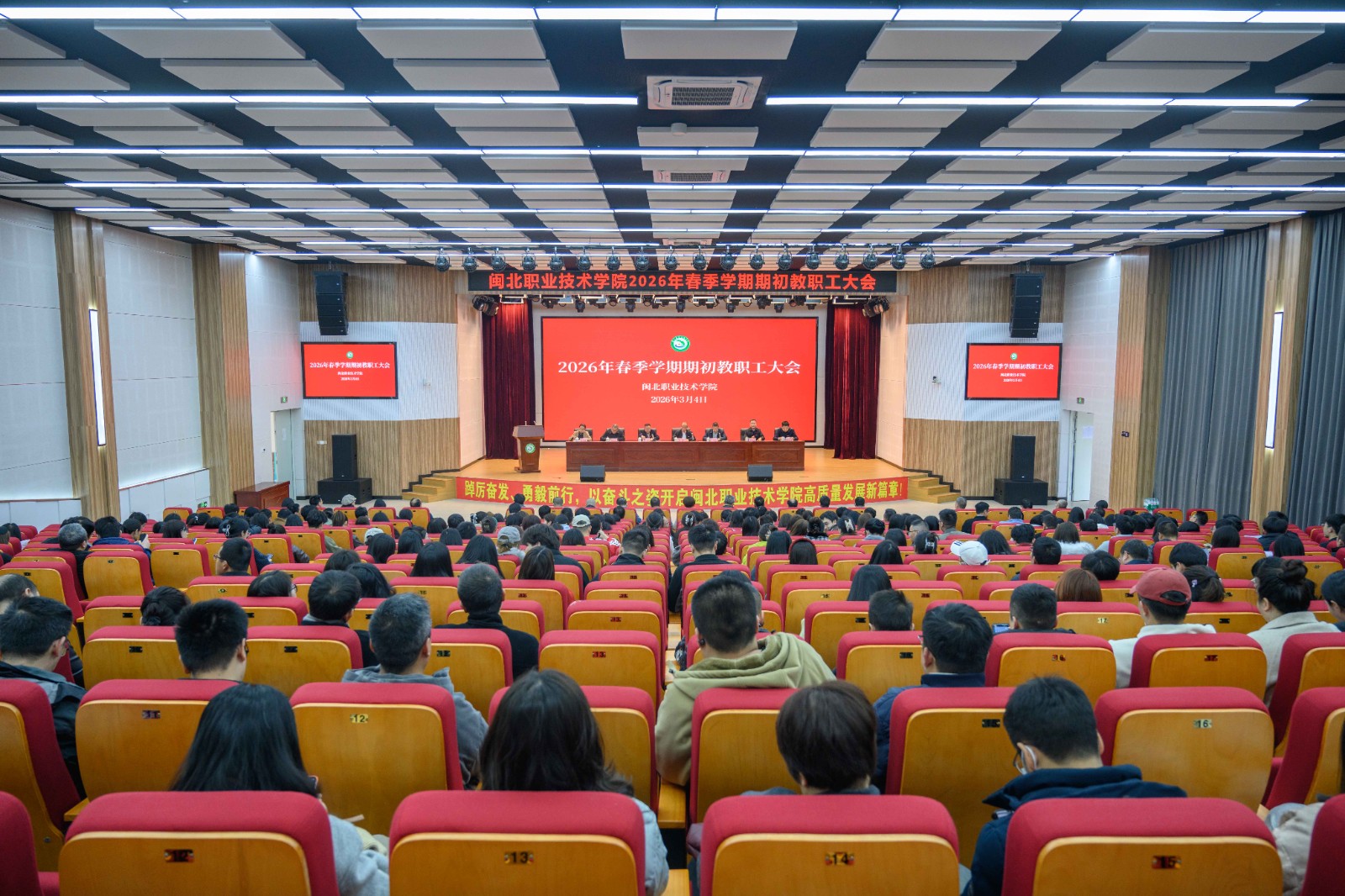 DSC_1605.jpg DSC_1605.jpg