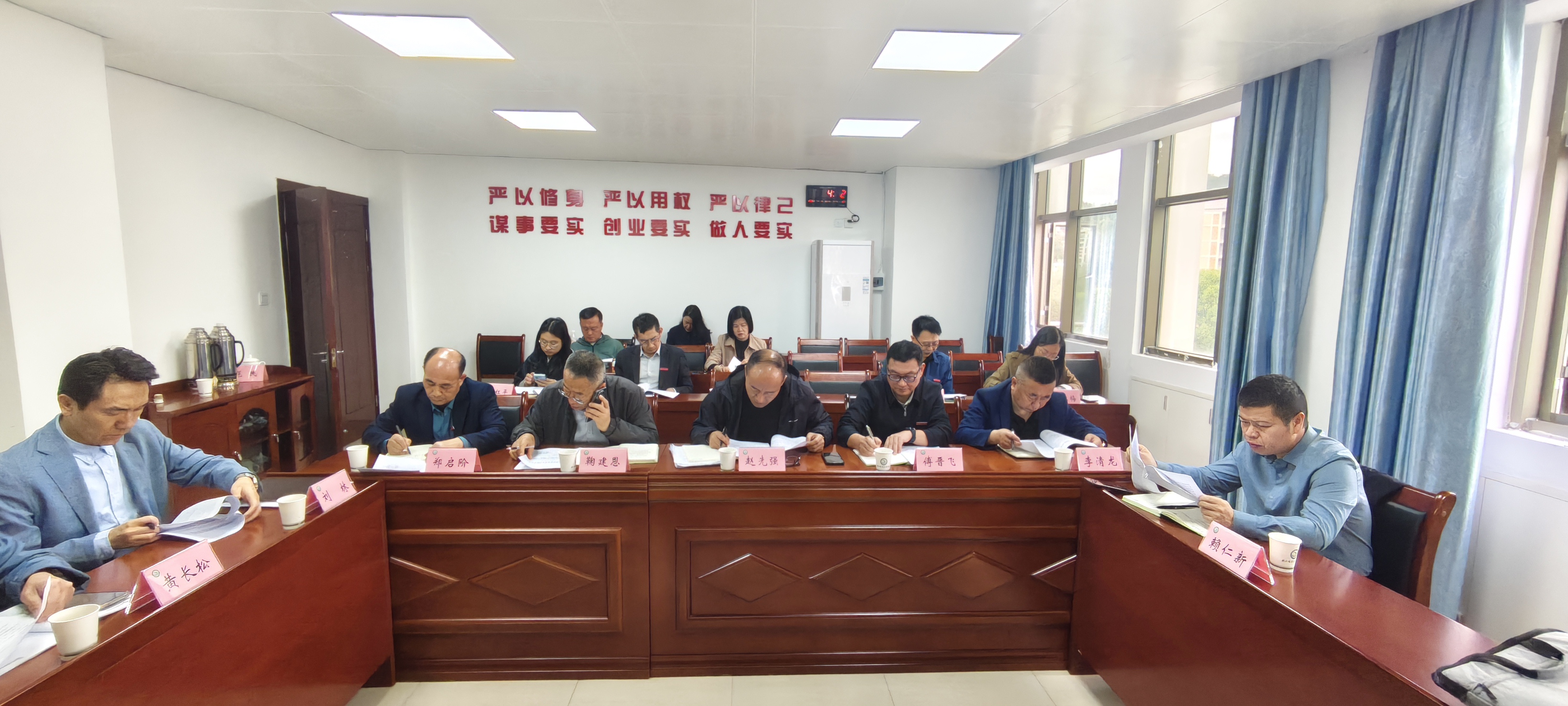 96fe1dca9985f2b35b28de86e02a0f5.jpg 96fe1dca9985f2b35b28de86e02a0f5.jpg